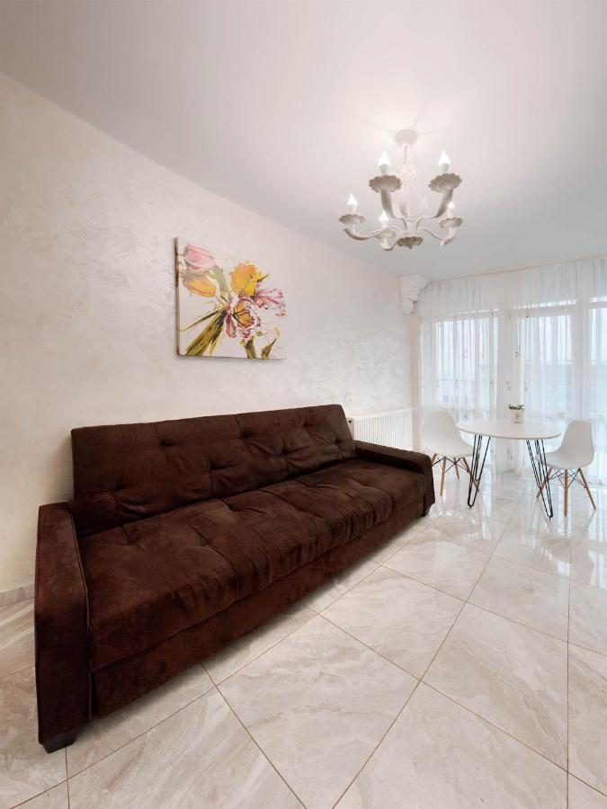 Apart Hotel Sweet Home Lemberg Exterior foto